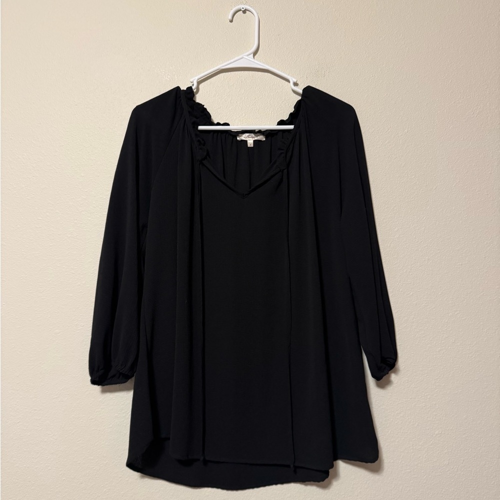 ANDREE BY UNIT Black Ruffle Blouse
